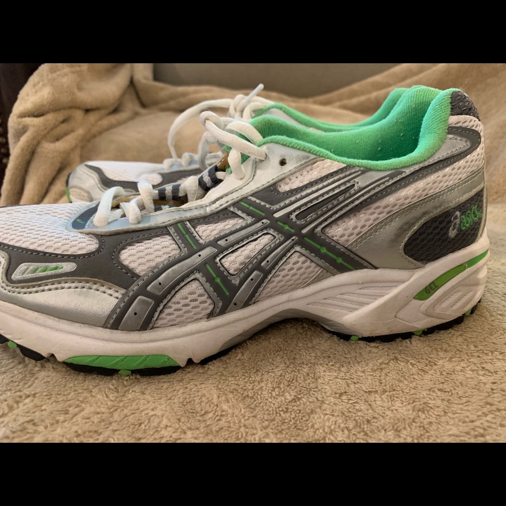 ASICS women’s sneakers